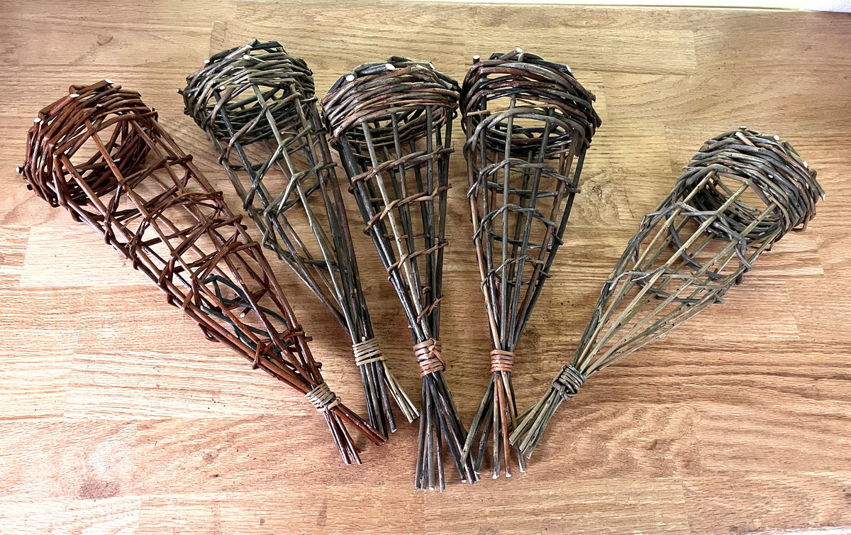 Foraging willow basket and willow suet feeder with Beth Bridgeman - April 17-18, 2027